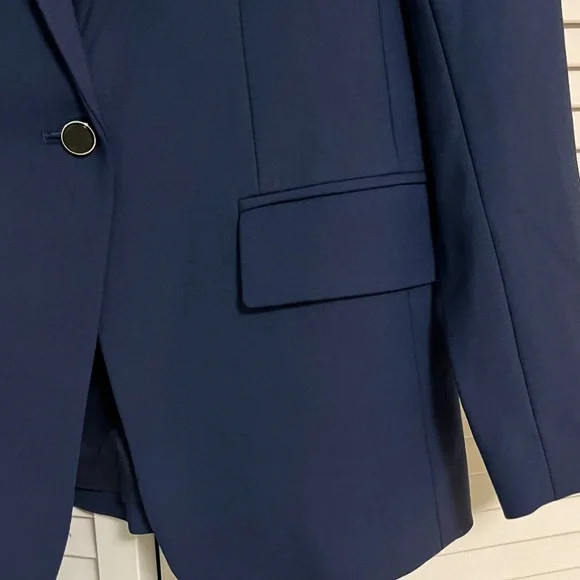 NWOT Club Monaco Midnight Blue Blazer, size 0, pockets, wool blend, stunning - Picture 6 of 11